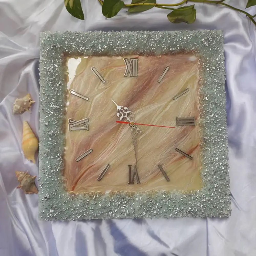 ساعت رزین مربعی در مشهد